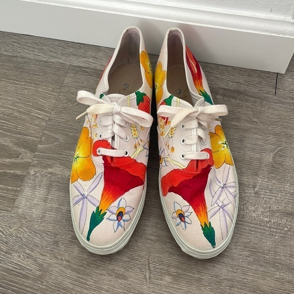 Multicolor Flower Shoes, Size 9